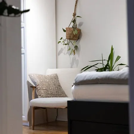 2br Flat Nearby Station + Botanical Garden Apartament