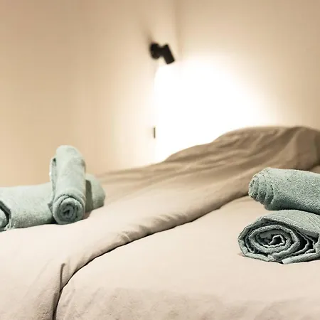 شقة 2br Flat Nearby Station + Botanical Garden