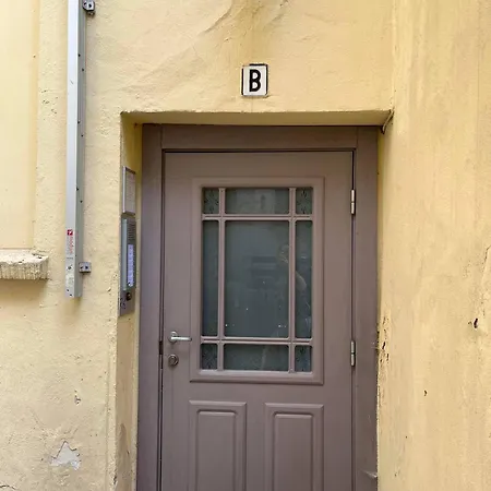 2br Flat Nearby Station + Botanical Garden